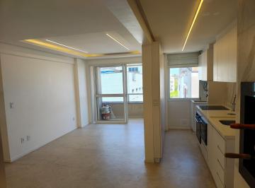Apartamento · 84m² · 3 Quartos · 2 Vagas · Apartamento 3 dormitórios com sacada