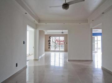 Casa · 211m² · 3 Quartos · 1 Vaga · Sobrado 3 Dorms, Suíte e Churrasqueira R$ 4.000,00 | Vila Boaçava