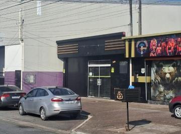 Comercial  Aluguel R$ 4.000 · SALÂO COMERCIAL NO BOQUEIRÂO, COM 70 M², uma das principais avenida da cidade. LOCAÇÂO COMERCIAL R$ 