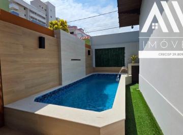 Casa · 140m² · 2 Quartos · 3 Vagas · Casa alto padrão, 2 dormitórios, com piscina, espaço gourmet em Praia Grande, Vila Guilhermina.