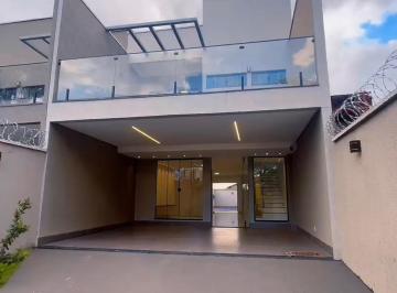 Imagem 1 · Casa 170m² no Goiânia 2 — 3 Quartos, 1 Suíte, Piscina