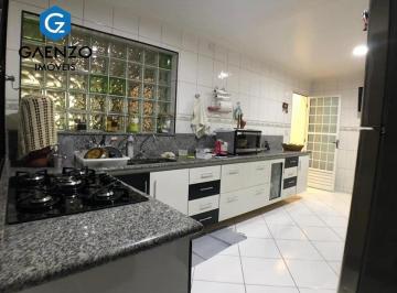 Casa · 247m² · 5 Quartos · 1 Vaga · Sobrado Osasco