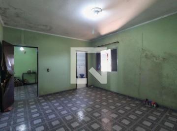 Localizada na vibrante cidade de São Paulo, esta encantadora casa no Jardim Gian · Casa à Venda - Jardim Santo Antonio, 3 Quartos, 350 m2