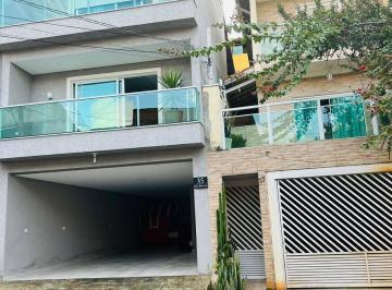 Casa · 220m² · 3 Quartos · 3 Vagas · Sobrado Condominio Fechado (Cond Parque Esmeralda)