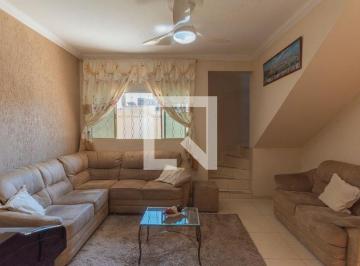 Localizada no aconchegante bairro Parque Fazendinha, esta incrível casa oferece · Casa à Venda - Parque Fazendinha, 4 Quartos, 184 m2