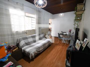 Situada no charmoso bairro Jardim Santana, esta casa oferece uma combinação perf · Casa à Venda - Jardim Santana, 3 Quartos, 65 m2