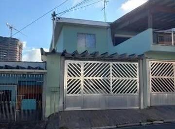 Casa · 218m² · 2 Quartos · 2 Vagas · Sobrado Bela Vista