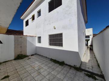 Casa · 170m² · 3 Quartos · 2 Vagas · Casa estilo sobrado com 3 quartos sendo 1 suíte no Stella Maris