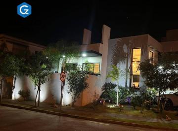 Casa · 207m² · 3 Quartos · 3 Vagas · Casa em Condomínio - Sorocaba, SP
