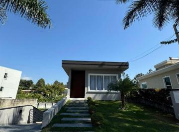 Casa · 331m² · 4 Quartos · 7 Vagas · Casa - Suru, Santana de Parnaíba / SP