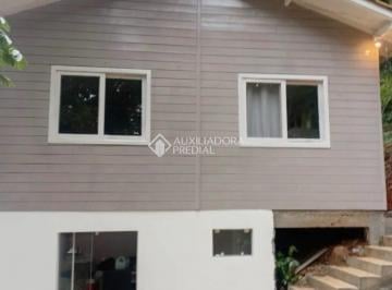 Casa · 40m² · 2 Quartos · A Auxiliadora Predial aluga excelente casa totalmente mobiliada no bairro Ribeirão da Ilha