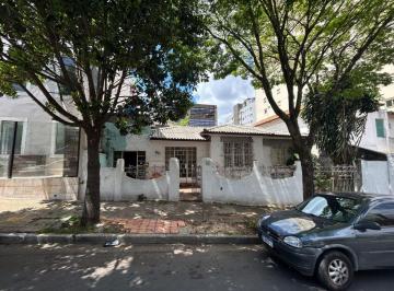 Casa de 4 quartos, São Paulo · Casa em Santana | Terreno de 288m² em Localização Privilegiada com Alto Potencial Construtivo.