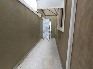 Apartamento · 30m² · 1 Quarto · Oportunidade - Casa Edícula - Urbanova - 1 Suíte - 30m².