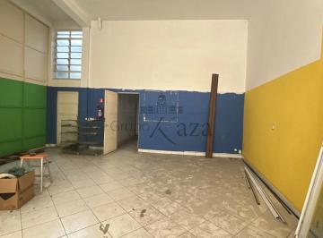 Comercial · 120m² · Oportunidade - Ponto Comercial - Centro - Jacareí - 120m².