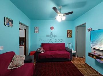 Casa · 160m² · 3 Quartos · 2 Vagas · Oportunidade Casa Geminada - Parque Santo Antônio - 3 Dormitórios - 160m²