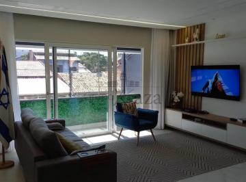 Casa · 180m² · 3 Quartos · 2 Vagas · Casa Padrão em São José dos Campos