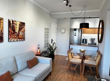 Apartamento de 2 quartos, São Paulo · Apartamento Recém reformado na Pompéia para Venda