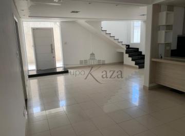 Comercial · 410m² · 3 Quartos · 4 Vagas · Casa Sobrado - Bosque dos Eucaliptos - 3 Dormitórios - 410m².