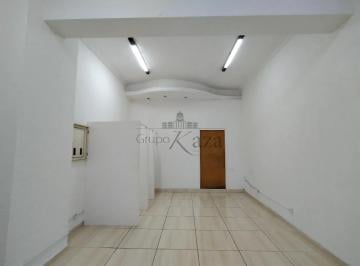 Comercial · 48m² · 1 Vaga · Oportunidade - Sala Comercial - Centro - Shopping Centro - 48m².