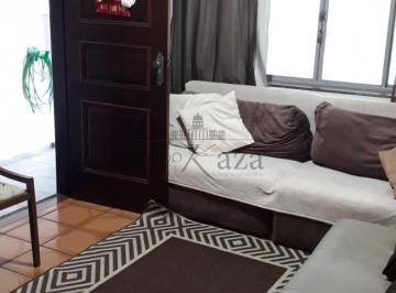Casa · 500m² · 3 Quartos · 2 Vagas · Casa Padrão em São José dos Campos