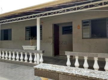Casa · 280m² · 4 Quartos · 3 Vagas · Oportunidade - Casa com Edícula - Jardim Satélite - 3 Dormitórios - 300m².