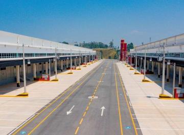 Comercial , Itapevi · Itapevi Itaqui exuberante Galpão 2.208,22 m²