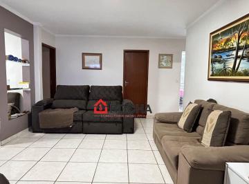 Casa de 4 quartos, Sobradinho · Quadra 8 - Casa com 4 quartos, ótimo local, aceito financiamento