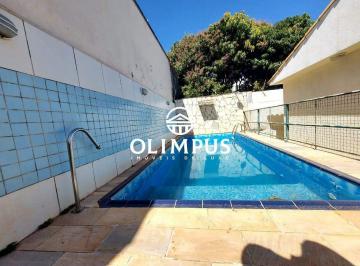Casa · 240m² · 4 Quartos · 3 Vagas · Casa para Locação no Bairro Santa Mônica em Uberlândia