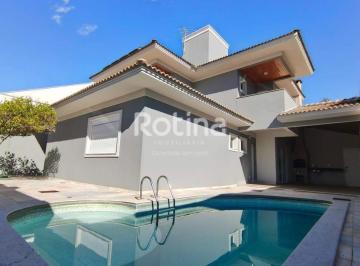 A casa dos seus sonhos · Casa residencial à venda no Jardim Karaíba (Sul) | 5 quartos, piscina e espaço gourmet