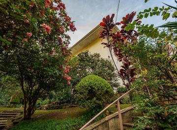 f84dc184-3191-4c5b-9da4-5c6668646f5f.jpeg · Casa para venda em Pacaembu com 3 quartos, sendo 1 suíte, 320m²