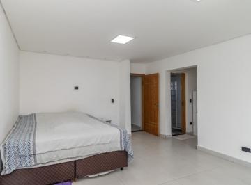 b522a615-55f9-4529-99ba-cacf8ce0573e · Elegante sobrado para venda em Piqueri com 3 quartos, sendo 1 suíte, 307m²