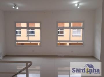 Casa · 128m² · 3 Quartos · 2 Vagas · Casa em Jardim Oliveiras, Taboão da Serra: 3 Quartos, 1 Suíte