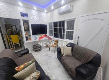 Casa · 91m² · 4 Quartos · 2 Vagas · Casa em Avenida Osasco - Tupi - Praia Grande/SP
