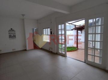 Casa · 270m² · 3 Quartos · 2 Vagas · Casa térrea para locação | 270 m² construídos | 440 m² de terreno | 3 suítes!