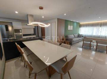 Apartamento · 118m² · 4 Quartos · 1 Vaga · Lindo apartamento reformado - 4 Quartos - SQS 208 - Asa Sul