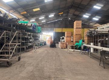 Comercial · 1800m² · 10 Vagas · Galpão Comercial / Industrial 1.500m² para Locação ou Venda na Penha