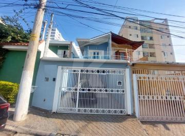 Casa · 162m² · 3 Quartos · 4 Vagas · Sobrado com 3 suites e 4 vagas de garagem. Confira!