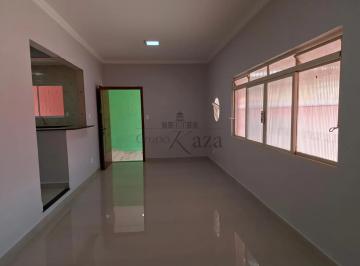 Casa · 300m² · 3 Quartos · 3 Vagas · Oportunidade - Casa - Bosque dos Eucaliptos - 4 Dormitórios - 100m².
