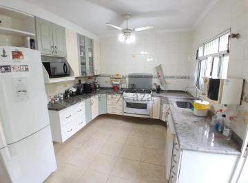 Casa · 330m² · 3 Quartos · 3 Vagas · Oportunidade - Casa Comercial - Jardim América - 3 Dormitórios - 218m².