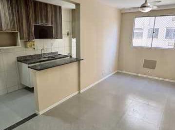 Apartamento · 60m² · 2 Quartos · 1 Vaga · Oportunidade Apto Vazio 2 quartos com suíte