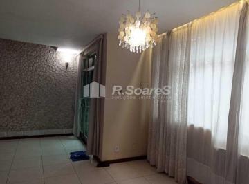Casa · 246m² · 4 Quartos · 1 Vaga · Casa de Vila : Duplex / Residencial / Campinho
