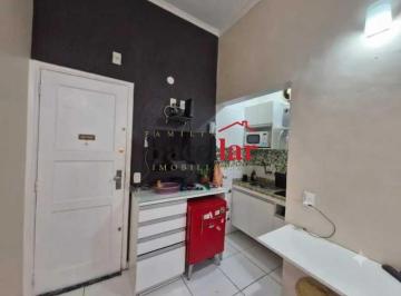 Apartamento · 32m² · 1 Quarto · Apartamento : Padrão / Residencial / Leme