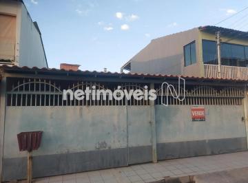 4da97d8e-f889-45a8-9a96-4fab11e03e75.webp · Casa térrea e com habite-se.