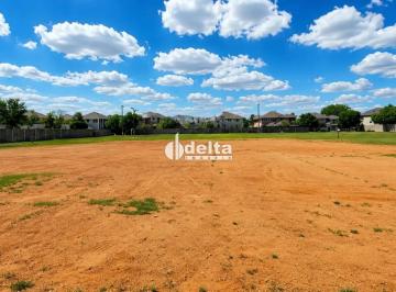 Terreno · 250m² · Terreno disponível para venda no bairro Jardim Brasília em Uberlândia-MG