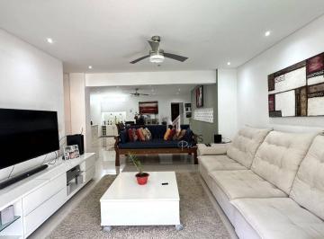 e75bced2095e69a10509b4c808aee5bba68bb46d · Apartamento com 4 dormitórios à venda, 200 m² por R$ 1.100.000,00 - Pitangueiras - Guarujá/SP