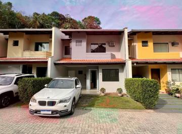 Casa · 107m² · 2 Quartos · 2 Vagas · Sobrado c/ 2 Suítes em Condomínio Fechado no Bairro América-Glória em Joinville