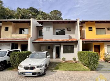 Casa · 107m² · 2 Quartos · 2 Vagas · Sobrado c/ 2 Suítes em Condomínio Fechado no Bairro América-Glória em Joinville
