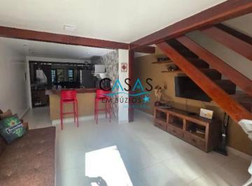 Casa · 70m² · 2 Quartos · 1 Vaga · Linda casa 2 quartos à venda poucos passos da Praia de Manguinhos Armação de Búzios