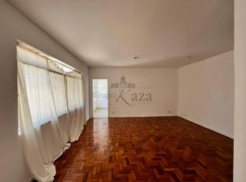Comercial · 125m² · 3 Quartos · 3 Vagas · Oportunidade - Casa - Jardim Renata - 3 Dormitórios - 250m².