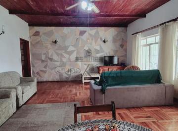 Comercial · 438m² · 3 Quartos · 3 Vagas · Oportunidade - Casa Térrea - Vila Adyana - 3 Dormitórios - 438m².